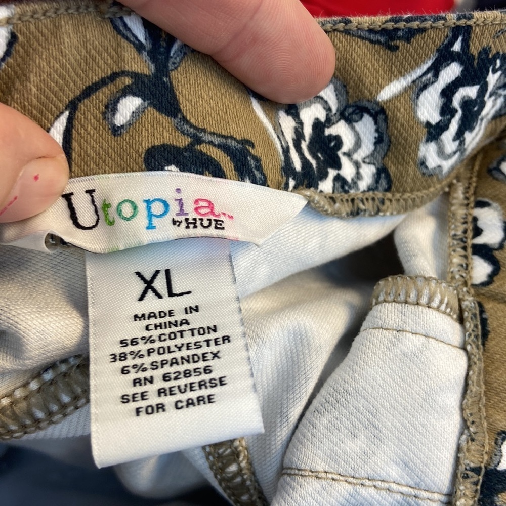 ‼️🆕‼️ stretchy jeans size XL - Picture 9 of 10